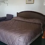 Gables Motel